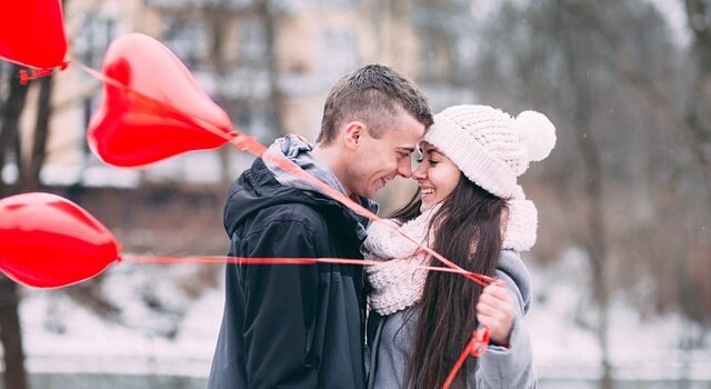 Comment gonfler et dégonfler un ballon chiffre ou un ballon lettre