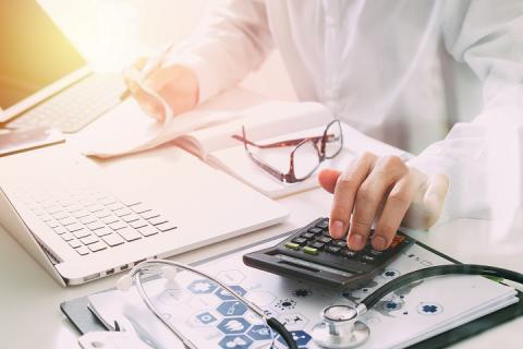 expert-comptable kinésithérapeute Louvain-la-Neuve